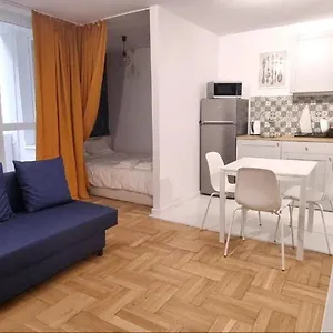 Apartament Cozy And Quiet In, Warszawa